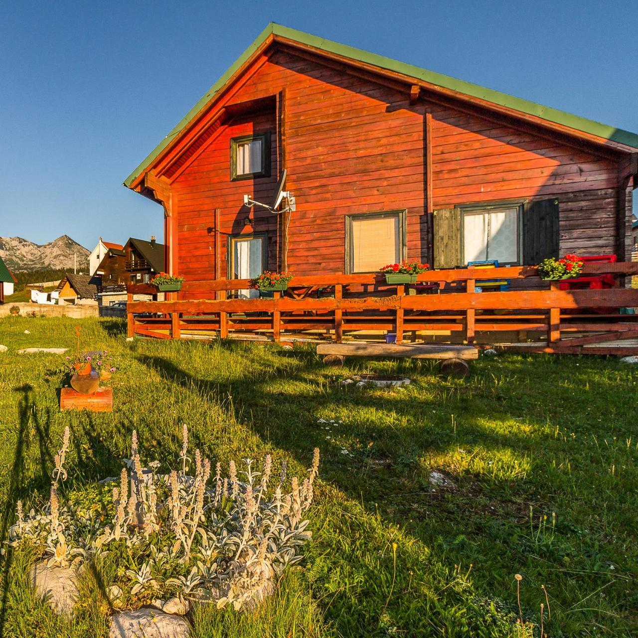 Boskovica Brvnare Guest House Zabljak  Luaran gambar